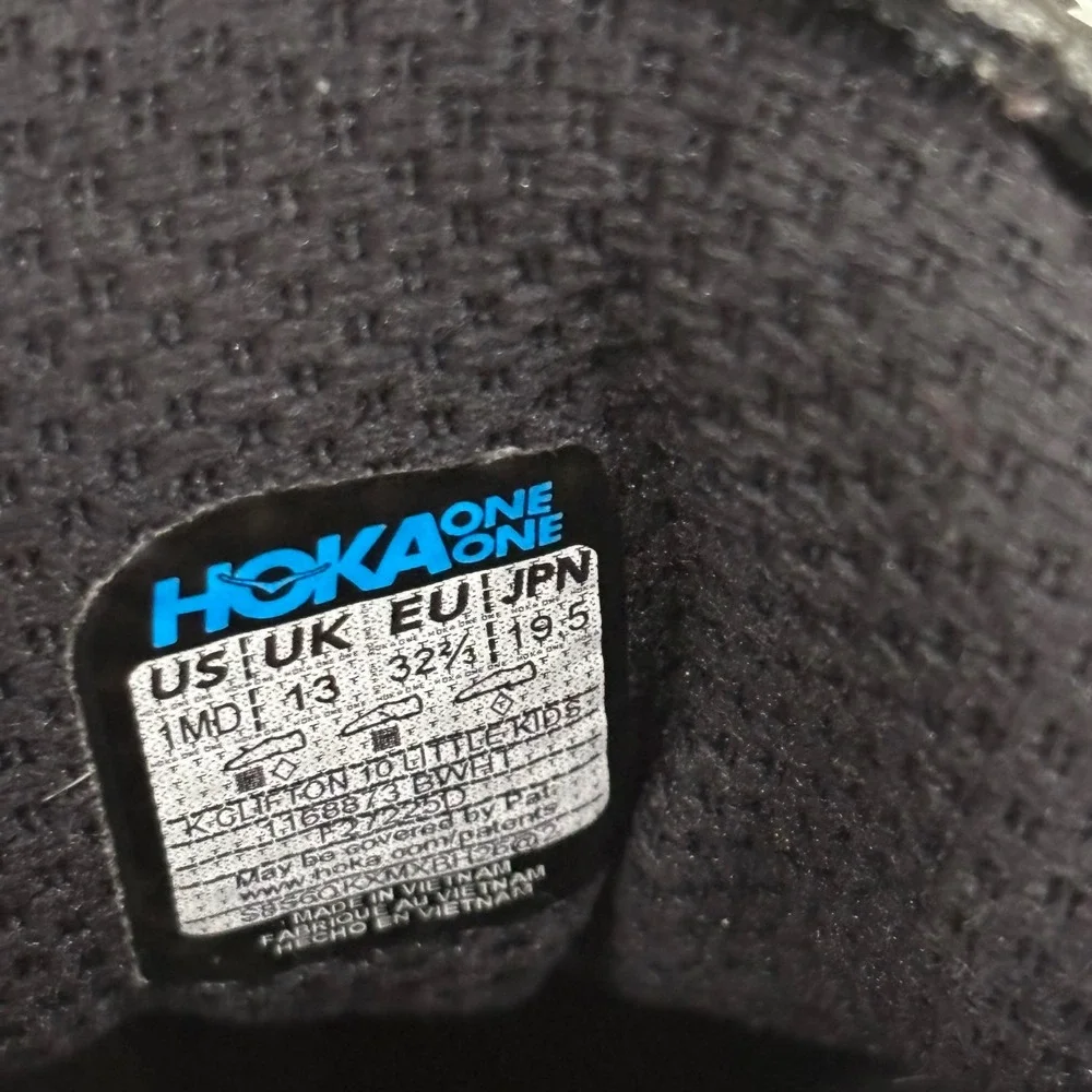 Hoka One One Clifton 9 Little Kid Running Shoes Black White 1168873 BWHT Size 1M